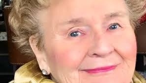 Cherie Bruce's Instagram, Twitter & Facebook