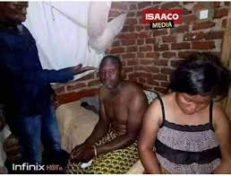 A man gets turned on watching his wife with other men as long as she plays by the rules. Isaaco Media I Caught My Wife Sleeping With Another Man Facebook
