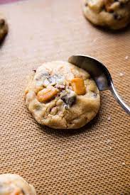 10 Guaranteed Tips To Prevent Cookies From Spreading - Sally's Baking  Addiction
