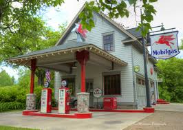 Retro Mobil Station Crandon Wisconsin Outdoor Decor Crandon Pergola