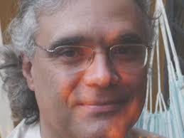 Professor » Mauro Rodrigues » Escola de Música » Departamento de  instrumentos e canto » Somos UFMG