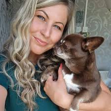 Hi. Does anybody know of anyone locally who has knowledge of  clarinets/building them? My son is obsessed with musical instruments atm  and got one from Ebay, but it's in peices. Too complicated