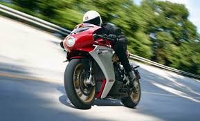 Also view f3 interior images, specs, features, expert reviews, news, videos, colours and mileage info at zigwheels.com. Mv Agusta Superveloce 800 Teure Schonheit Autogazette De