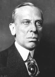 IN THIS ISSUE NECHAMA TECH