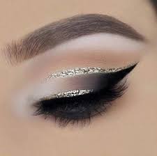 Glitter Cat Eye Eyemakeupideas Smokey Eye Makeup Eye Makeup Makeup