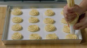 Cerca la tua ricetta bene in cucina i piatti unici ricette + 3 more rubriche video ricette shepherd's pie 23 maggio 2019 author admin dolci ricette la torta dei campioni 4 marzo 2020 author admin antipasti i piatti unici in meno di 30 minuti + 3 more ricette rubriche uova in rosso con zucchine 20 … Fatto In Casa Per Voi Ricetta Biscottini Da Te Di Benedetta Rossi