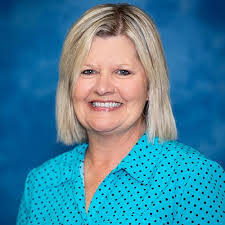 Donna Evers's Instagram, Twitter & Facebook