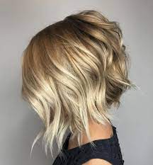 Choppy Angled Blonde Bob Choppy Bob Hairstyles Hair Styles Short Blonde Hair