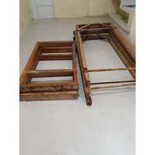 Dan kegunaan kayu bengkirai semakin menarik bila di planner dengan baik agar semakin mengkilap dan tekstur kayunya semakin hidup dan semakin berkelas. Kusen Jendela Dan Kusen Pintu Bahan Kayu Bengkirai Shopee Indonesia