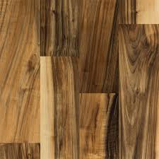 This 7mm walnut grove laminate has a 25 year residential warranty with a textured finish. Dream Home 8mm Heritage Walnut Laminate Flooring 7 64 In Wide X 50 63 In Long Ll Flooring