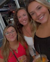 Olivia Sylvester (@livy_sly) • Instagram photos and videos