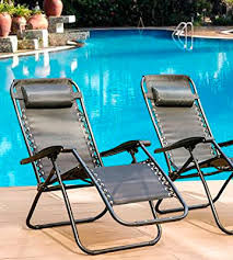 To make this a lot more comfortable, there are three elastic bands attached to the hips of the recliner. 5 Best Zero Gravity Chairs Reviews Of 2021 In The Uk Bestadvisers Co Uk