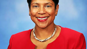 State Sen. Sylvia Santana apologizes after her Israel trip angers Arab  Americans