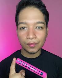 Rogelio Nava|Makeup wellness| Hair style (@rogelio.navamakeup) • Zdjęcia i  filmy na Instagramie