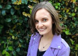 Laura Cryan's Instagram, Twitter & Facebook