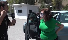 Τρίτη 02 μαρτίου 2021, 15:15. H Sofia Moytidoy Dinei Nea Apanthsh Gia Ton Xarh Rwma Kai To Kafe Ths Xaras Zappit
