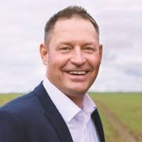 200+ profilů „Grahmann“