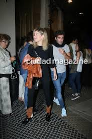 También laurita tuvo tiempo de hablar sobre el amor. Nicolas Cabre Y Laurita Fernandez Juntos Y Enamorados En Cabaret El Musical De Flor Pena Ciudad Magazine