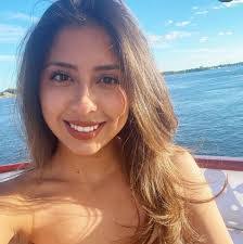 Jessica Laboy's Instagram, Twitter & Facebook