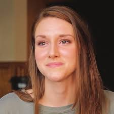 Caryn Wang's Instagram, Twitter & Facebook