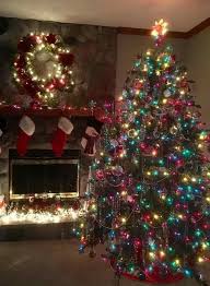 33 Amazing Christmas Tree Light Decor Ideas Christmas Christmasideas Ideas Hasi Amazing Christmas Trees Colorful Christmas Tree Christmas Tree Decorations