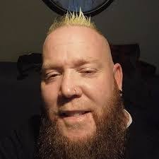 Stefan Mendez's Instagram, Twitter & Facebook