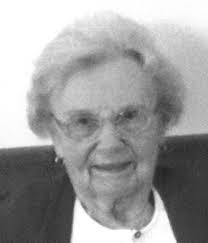 Edith Pratt's Instagram, Twitter & Facebook