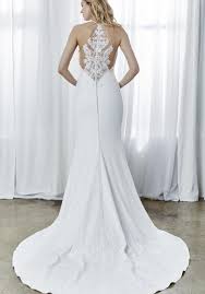 It's been three years since meghan markle's wedding dress made headlines worldwide, and we get why. Meghan Markle S Reception Dress Get The Sexy Look