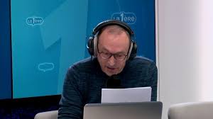 Me fait baisser les yeux. Pas D Ami Comme Toi De Stephan Eicher Une Chanson Sur La Fraternite Des Hommes