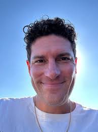 Mark Statler's Instagram, Twitter & Facebook