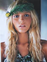 These cute beach twists are my favorite summer hairstyle and i hope you guys enjoy the tutorial! 25 Best Beach Hairstyles With Pictures Styles At Life