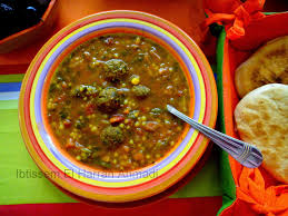 Delices Et Caprices Mhamsa Bil Khodra Wil Ik3abir Mhamsa Aux Legumes Et Boulettes De Recettes De Cuisine Recette De Cuisine Tunisienne Nourriture Tunisienne