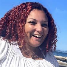 Mercedes Knapp's Instagram, Twitter & Facebook