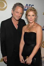 Former fleetwood mac singer lindsey buckingham and his wife kristen messner are calling it quits after more than 20 years of marriage. G3i3nvt5uzsyjm