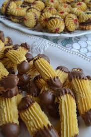 Somali cuisine varies from region to region and is a fusion of different somali culinary traditions. Melting Moments Biscuits Cape Malay Fatima Sydow Cooks Facebook