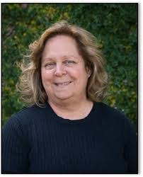 Cecelia Arnold's Instagram, Twitter & Facebook