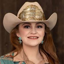 Glenda Bray's Instagram, Twitter & Facebook