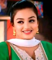 Who is most beautiful girl between pragiah and mehek