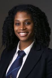 Lisa Hunsberger's Instagram, Twitter & Facebook