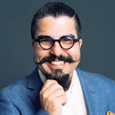 🌍From Turkey to Oregon: A Global Duck Driving Innovation in Business  Analytics!