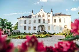 Derzeit verzeichnen wir monatlich über 200'000 unterschiedliche seitenbesucher. Das Gutshaus Klein Kussewitz In Mecklenburg Vorpommern Haus Glanz