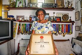 Fala galerinha!!tóquio recebe os jogos após a tentativa frustrada em 1940 devido a segunda guerra mundial. Nas Olimpiadas De 1964 Ela Foi A Unica Mulher Da Delegacao Brasileira Veja