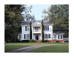 Warren House In Jonesboro Georgia Was Used As A Hospital During The Civil War And Many Names Of Soldiers Are C Civil War Sites Event Venue Spaces Warren House