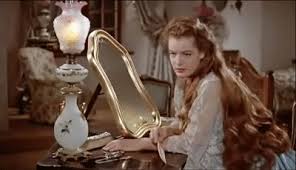 Der schimmel nikolaus, der hund kasperle und eine schmuckschatulle, die von der eule rosalie bewacht wird. Unsere Liebsten Marchenklassiker An Weihnachten Im Fernsehen Mucbook