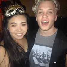 Stream Elizabeth Phan music