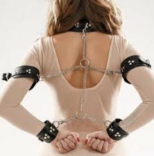 2023 Halsband zu Arm Hand Fesseln Kette Bondage Set BDSM Sexspielzeug Band  | eBay
