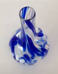 Ancien Vase En Verre Souffle Vintage Hand Blown Glass Vase 1950 60 De La Boutique Lamachineabrocantes Sur Etsy Vase Verre Vase Verre Souffle