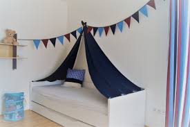 Kinderzimmer Bettzelt Mit Wimpelkette Bettzelt Kinder Zimmer Zelt Kinderzimmer