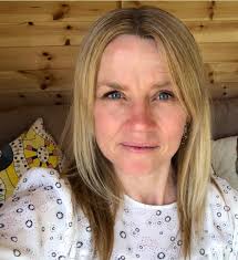 BBC Weatherman Walking