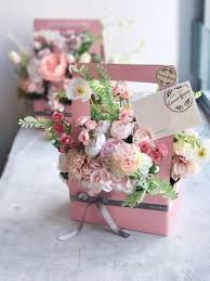 Mothers Day Is Coming Up Fast And There Are So Many Fun Ways To Show Your Mother Just How Much You Love Her Flower Box Gift Flowers Bouquet Gift Gift Bouquet